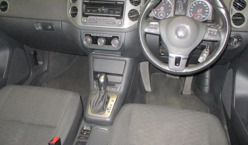 VOLKSWAGEN TIGUAN 1.4TSI BLUEMOTION SUV AUTO SUNROOF 2015 WHITE. full