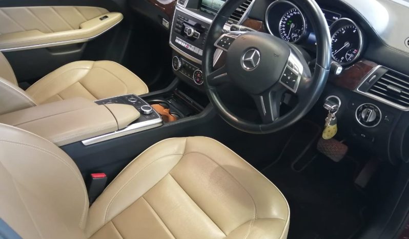 MERCEDES-BENZ GL 350 CDI BLUETEC 2017 MODEL BROWN. full