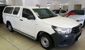 TOYOTA HILUX 2.8GD-6 SINGLE CAB 2017 MODEL MANUAL WHITE