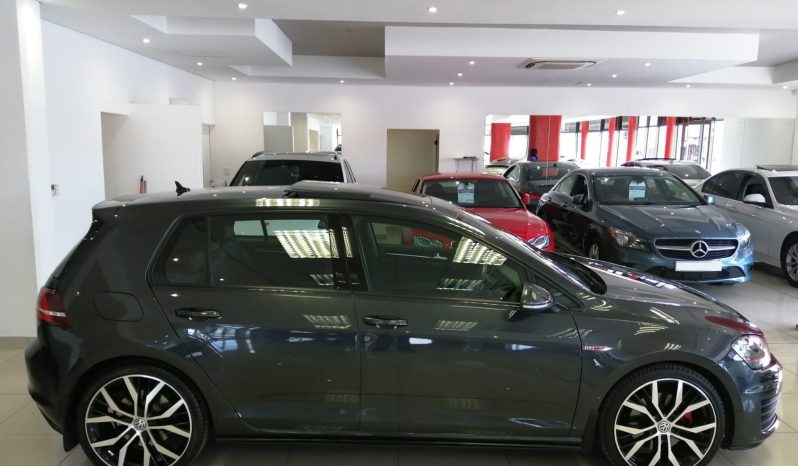 VOLKSWAGEN GOLF 7 Gti AUTO DSG 2017 MODEL SUNROOF BLACK. full