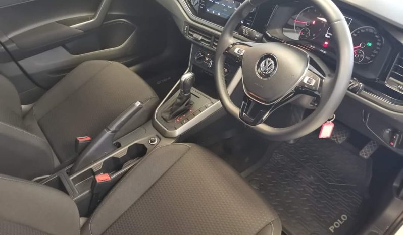 VOLKSWAGEN POLO TSI R-LINE 1.0L AUTO DSG SUNROOF 2018 MODEL WHITE full